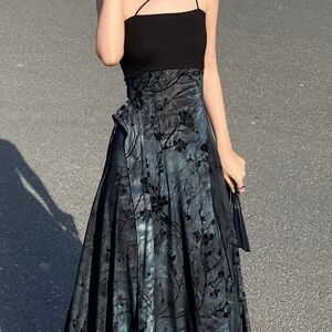 Elegant Black and Gray Floral Dress